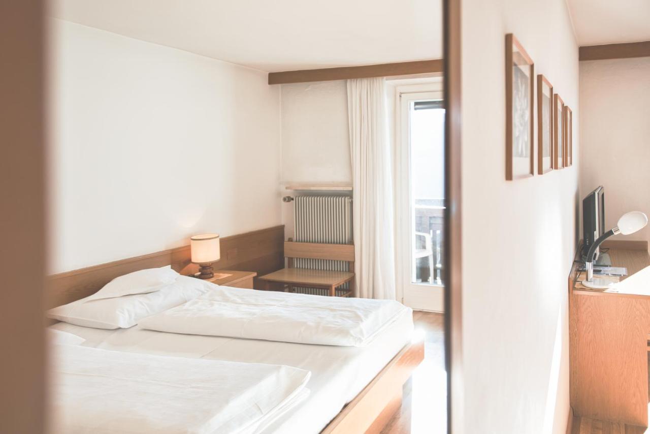 Hotel Gasthof Stern Nova Ponente Eksteriør bilde