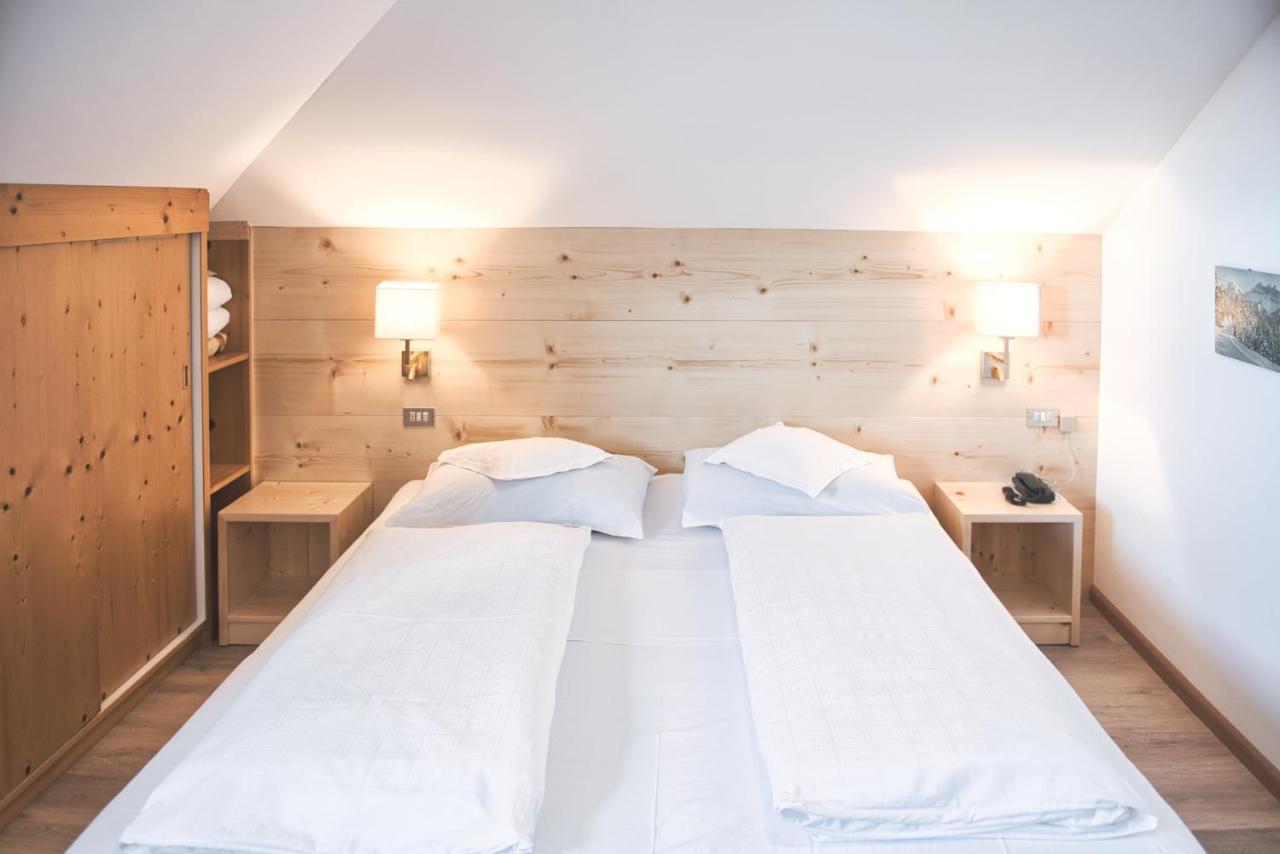 Hotel Gasthof Stern Nova Ponente Eksteriør bilde